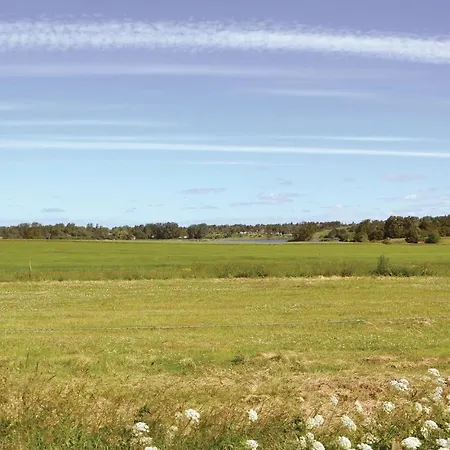 Three-bedroom In Hyllinge *