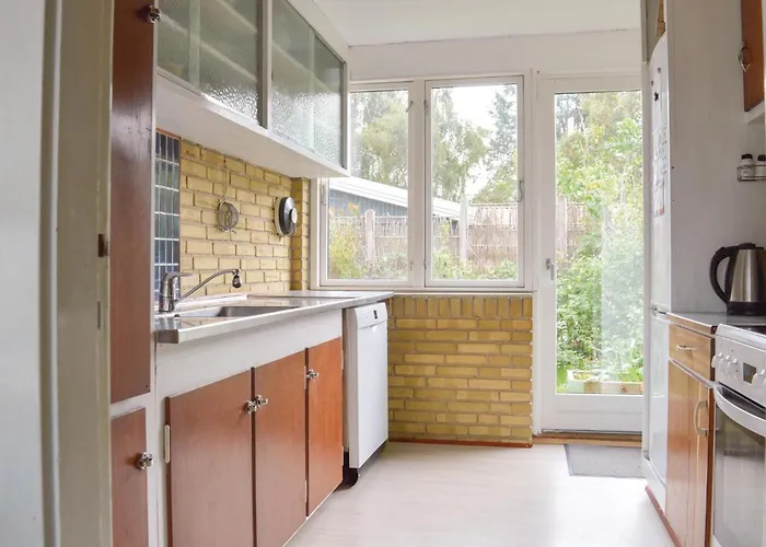 Three-bedroom In Hyllinge Kirke-Hyllinge